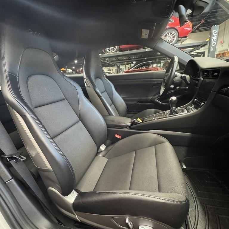 Porsche 911 Carrera Coupe 2019