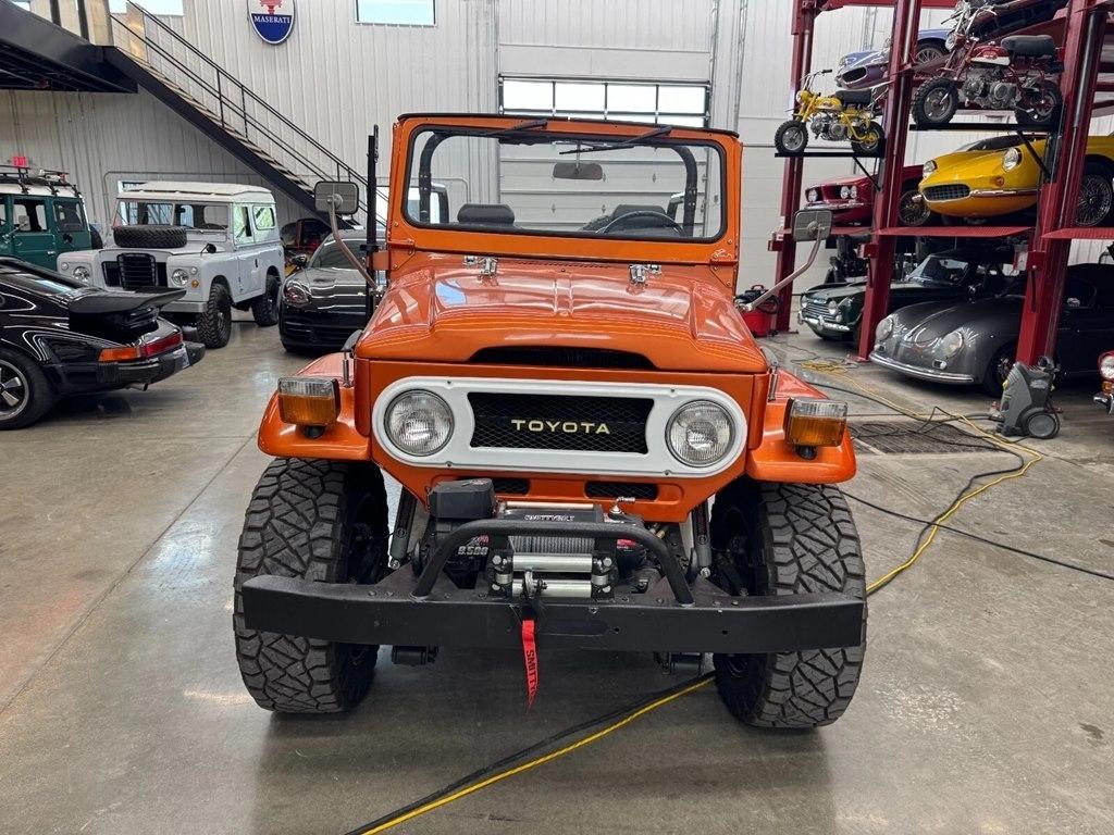 Toyota Land Cruiser  1975