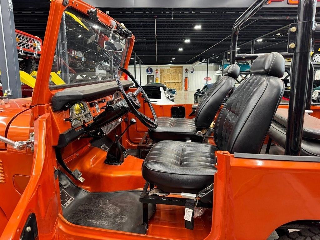 Toyota Land Cruiser  1975