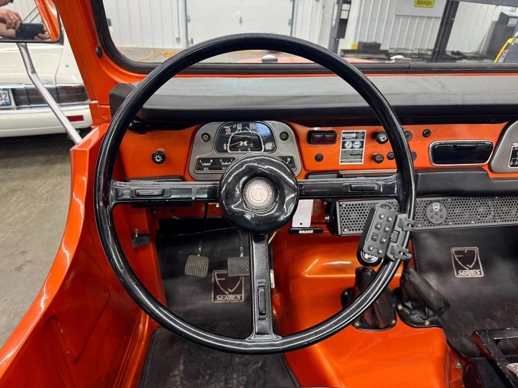 Toyota Land Cruiser  1975