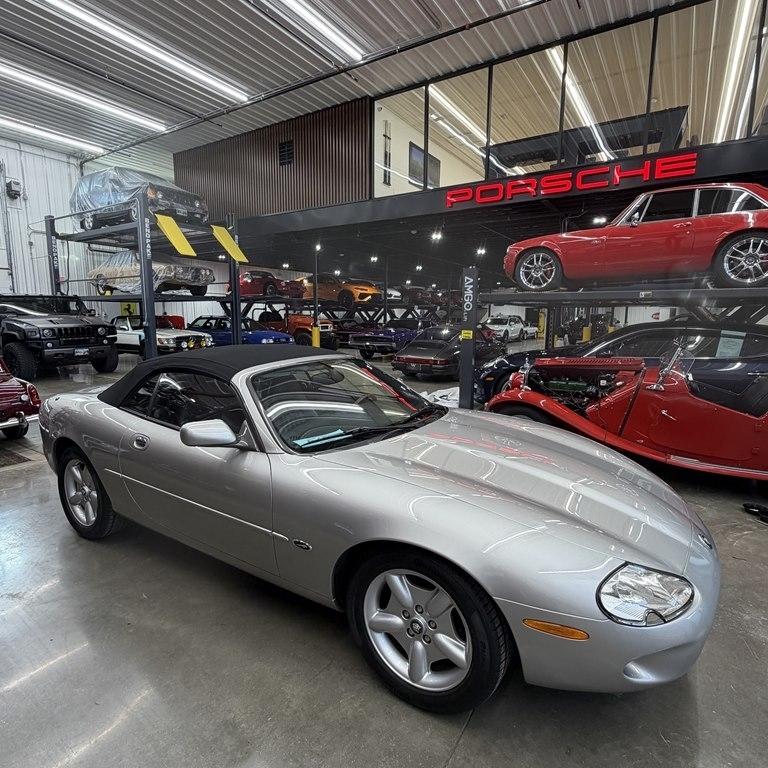 1999 Jaguar XK8 2dr Convertible