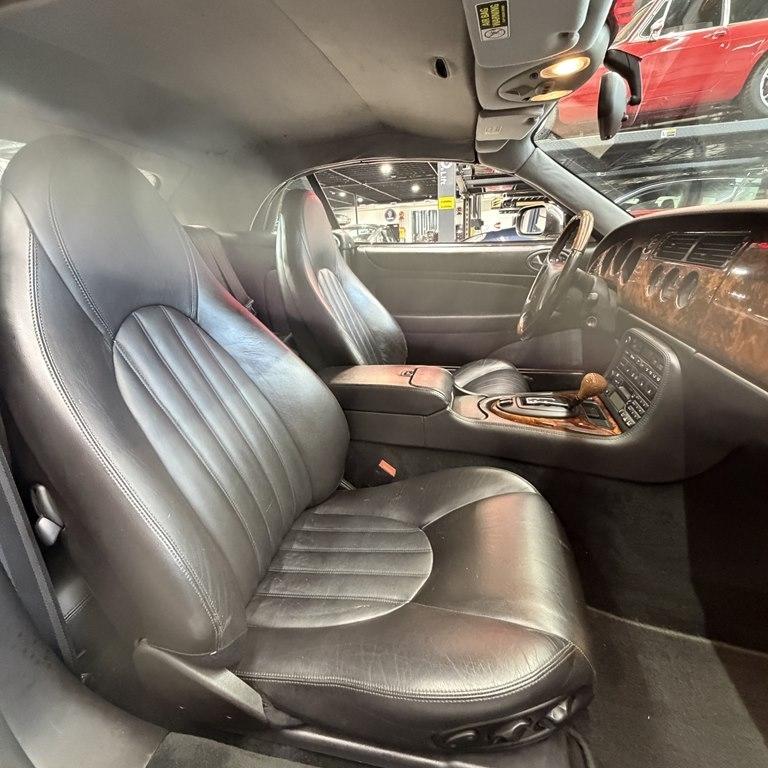 Jaguar XK8 2dr Convertible 1999
