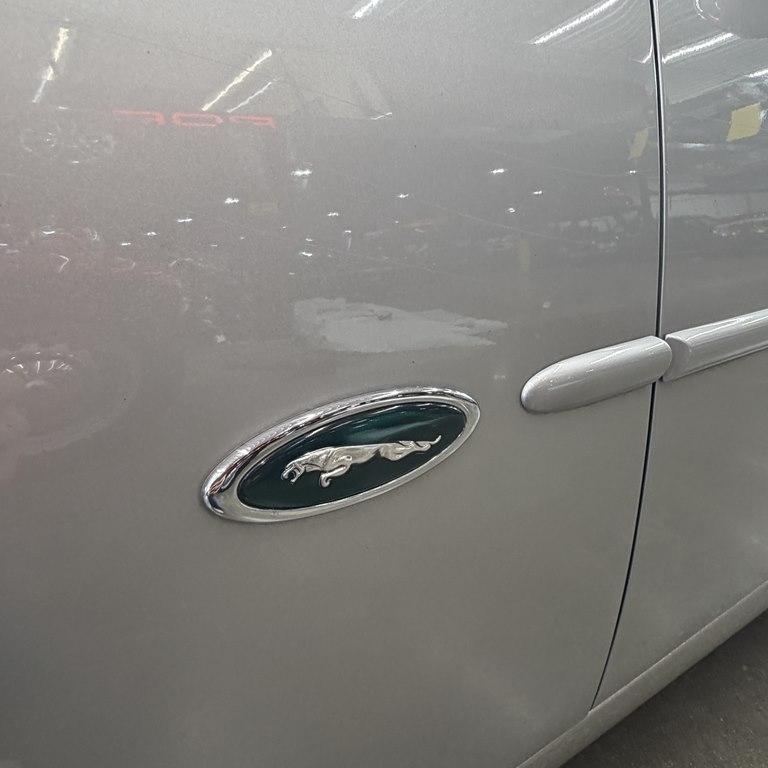 Jaguar XK8 2dr Convertible 1999