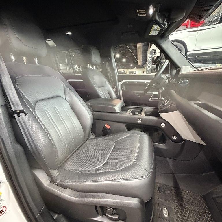 Land Rover Defender 110 X-Dynamic HSE AWD 2022