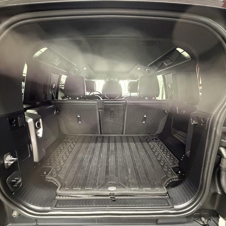 Land Rover Defender 110 X-Dynamic HSE AWD 2022