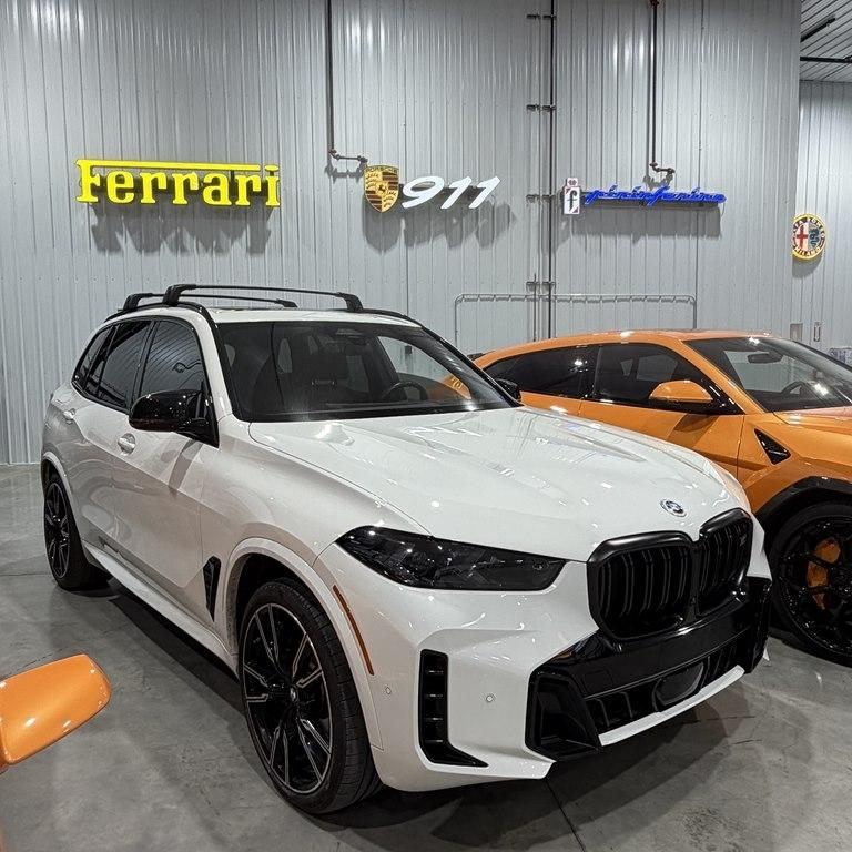 BMW X5 M60i Sports Activity Vehicle 2024