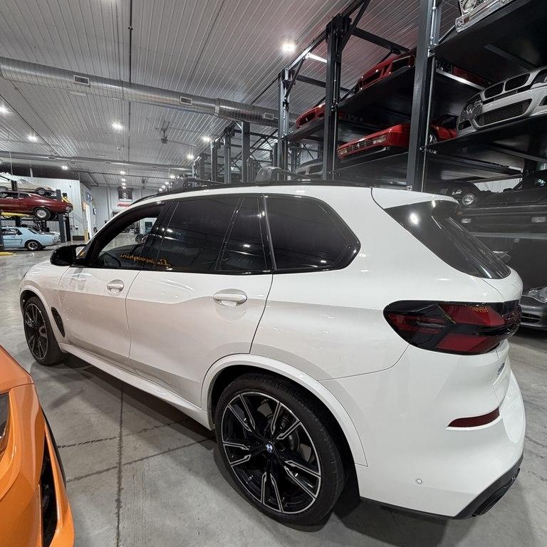BMW X5 M60i Sports Activity Vehicle 2024