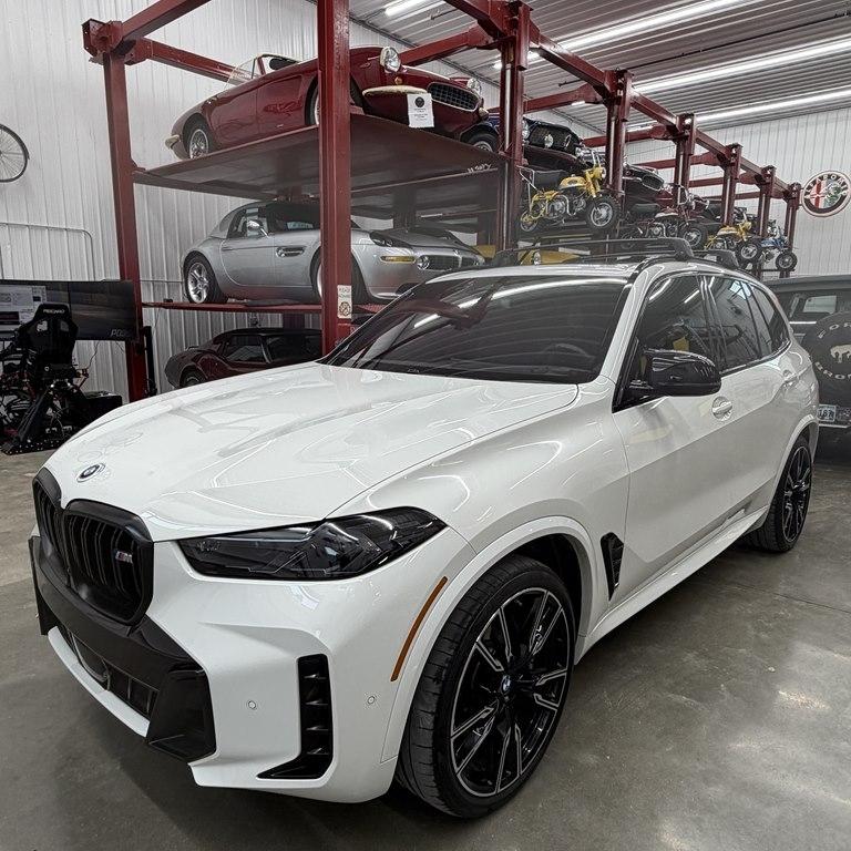 BMW X5 M60i Sports Activity Vehicle 2024