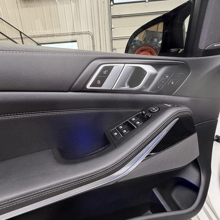 BMW X5 M60i Sports Activity Vehicle 2024