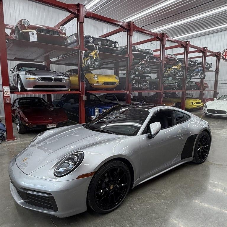 Porsche 911 Carrera Coupe 2021