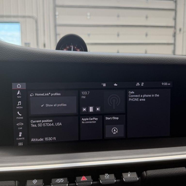 Porsche 911 Carrera Coupe 2021