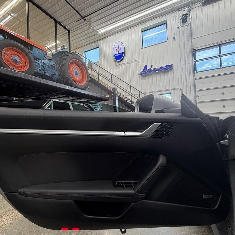 Porsche 911 Carrera Coupe 2021