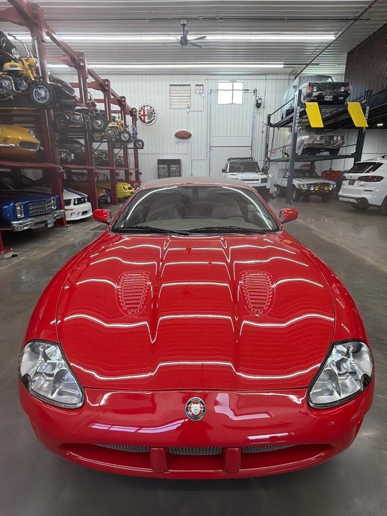 Jaguar XK8 2dr Convertible Supercharged 2000