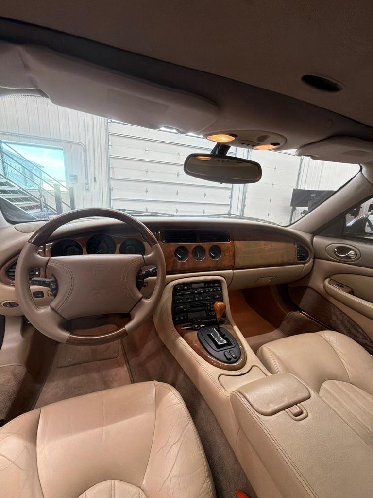 Jaguar XK8 2dr Convertible Supercharged 2000