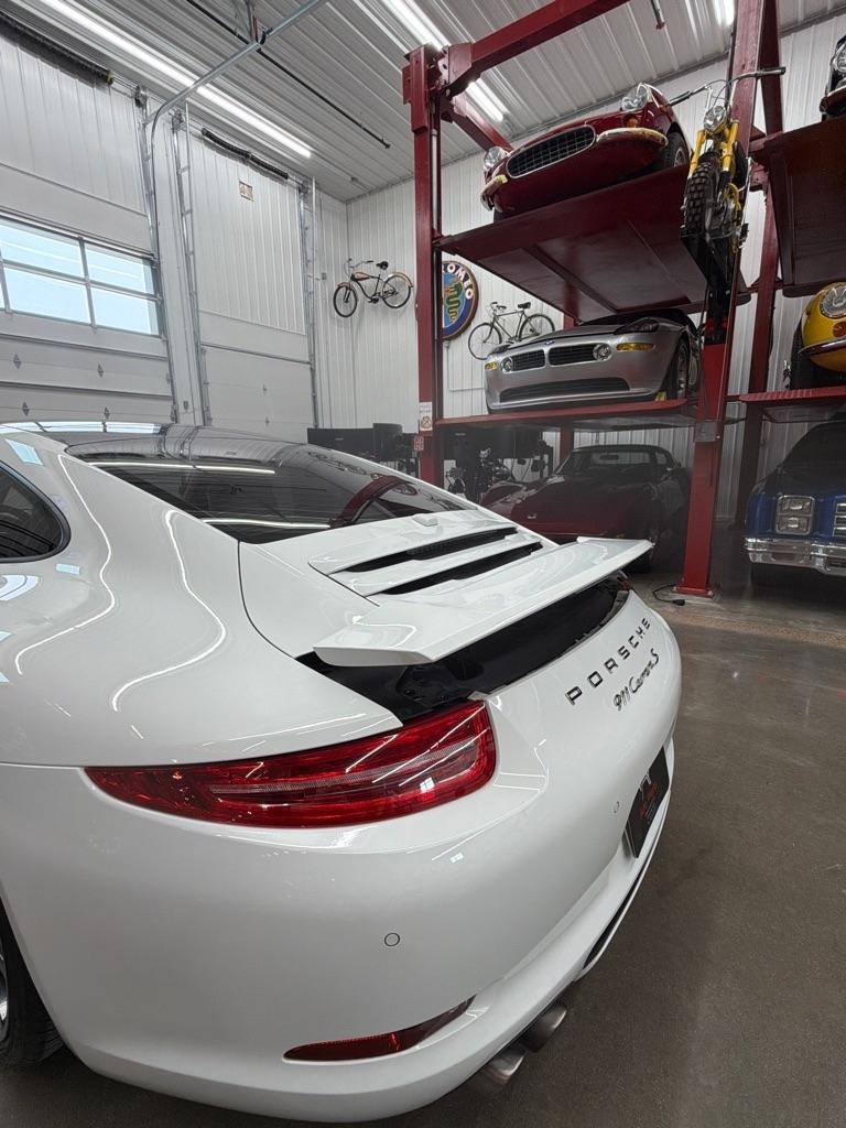 Porsche 911 2dr Cpe Carrera S 2013