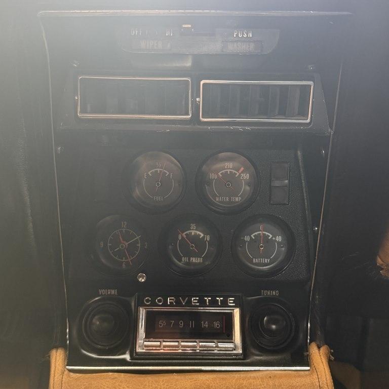 Chevrolet Corvette  1973