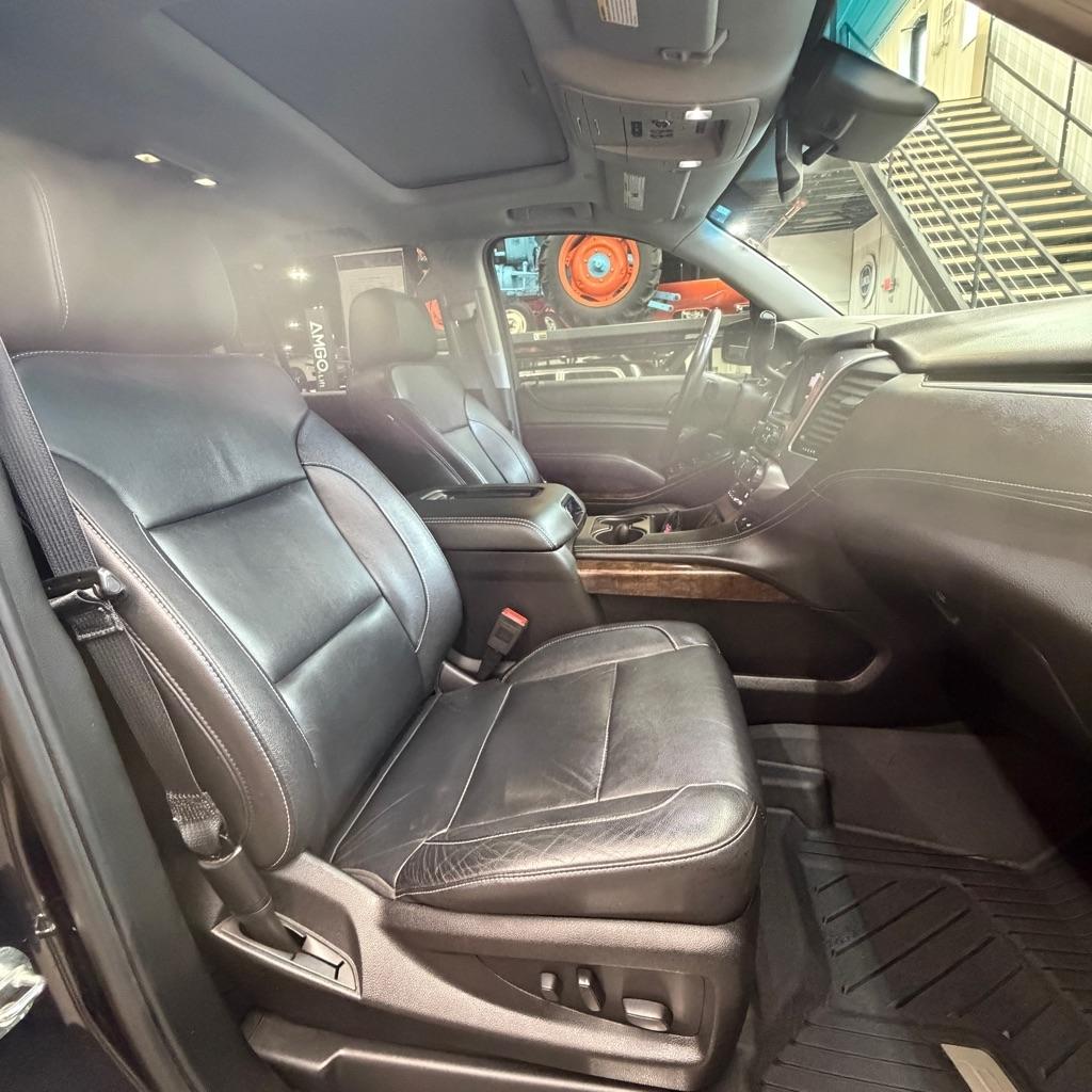 Chevrolet Suburban 4WD 4dr 1500 LT 2018