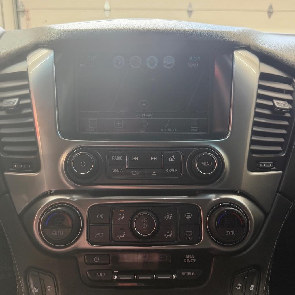 Chevrolet Suburban 4WD 4dr 1500 LT 2018