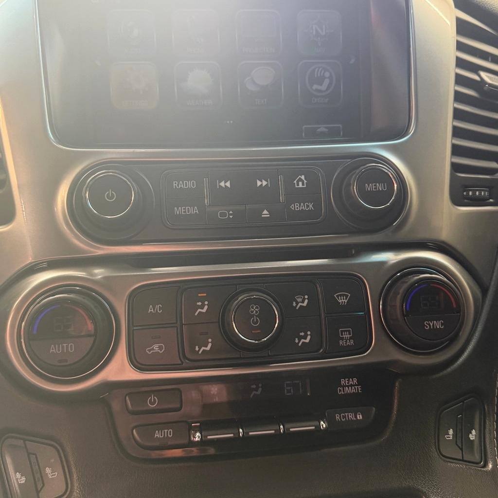 Chevrolet Suburban 4WD 4dr 1500 LT 2018