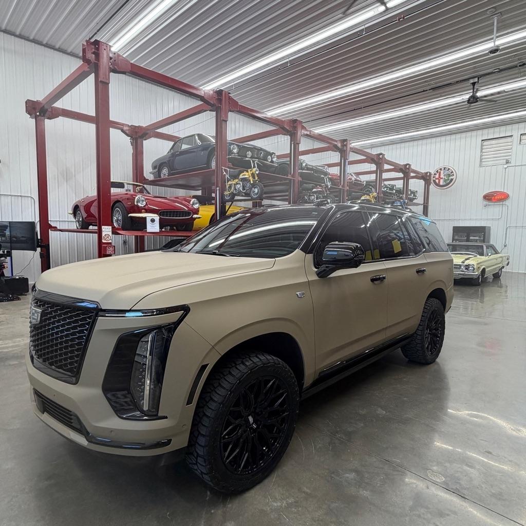 Cadillac Escalade 4WD 4dr Sport Platinum 2025