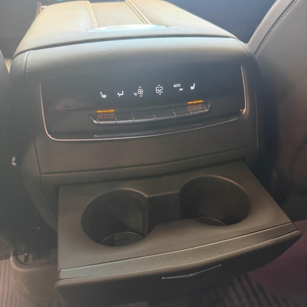 Cadillac Escalade 4WD 4dr Sport Platinum 2025