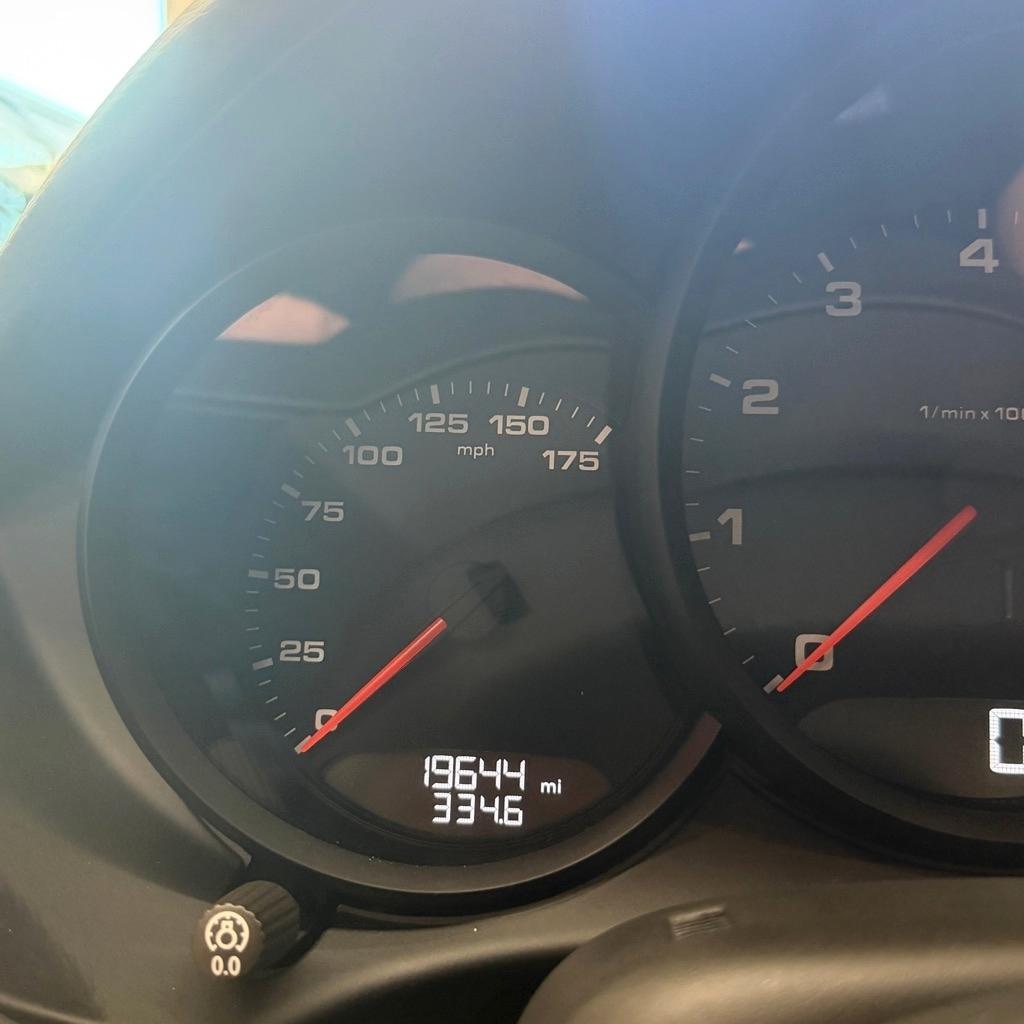 Porsche 718 Cayman Coupe 2021