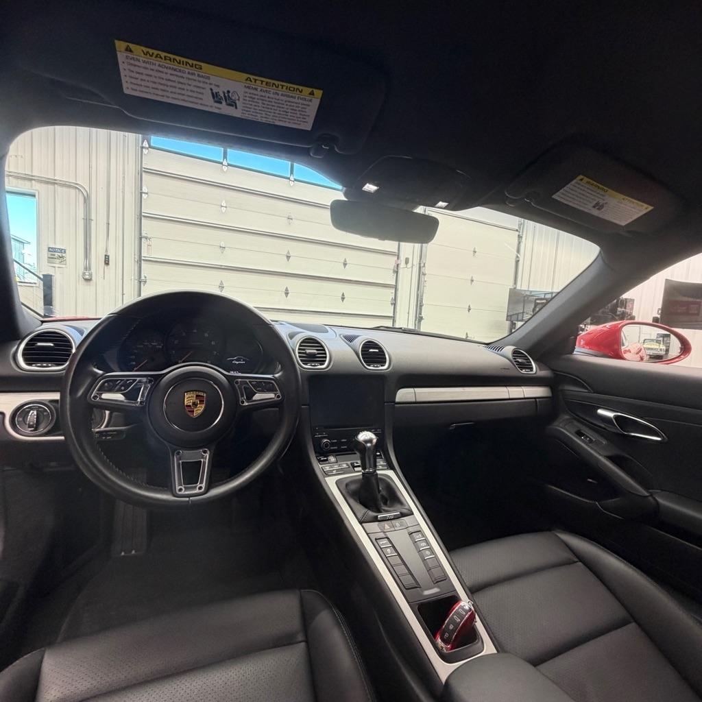 Porsche 718 Cayman Coupe 2021