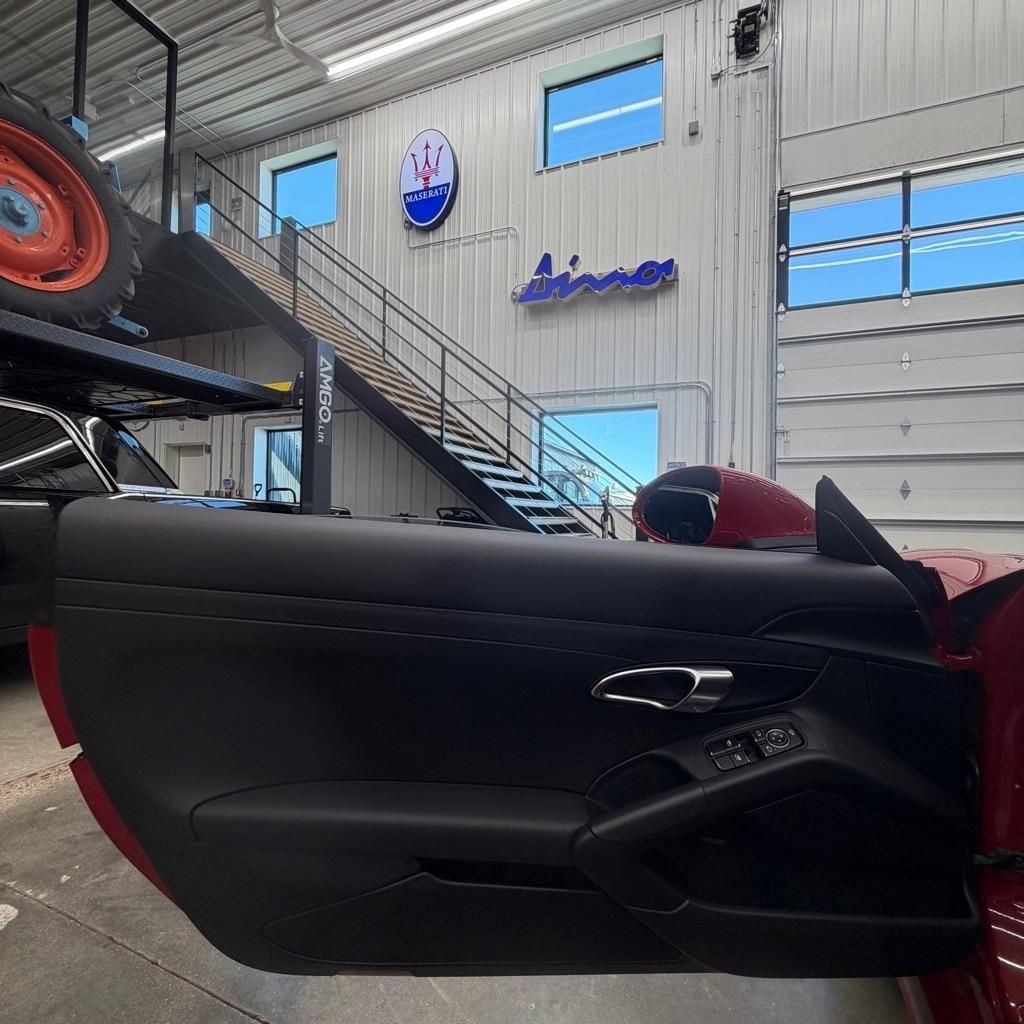 Porsche 718 Cayman Coupe 2021