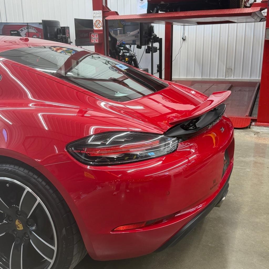 Porsche 718 Cayman Coupe 2021