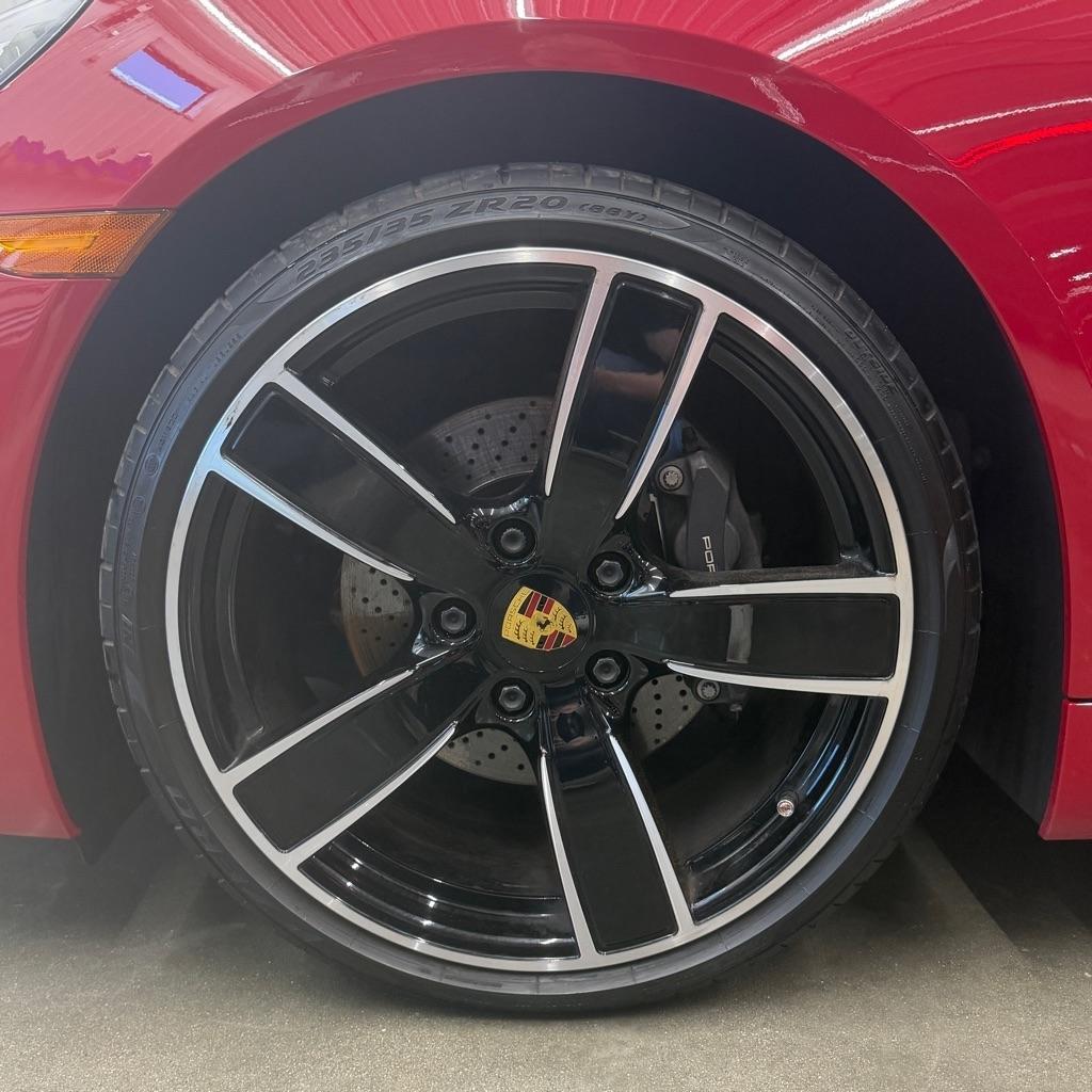 Porsche 718 Cayman Coupe 2021