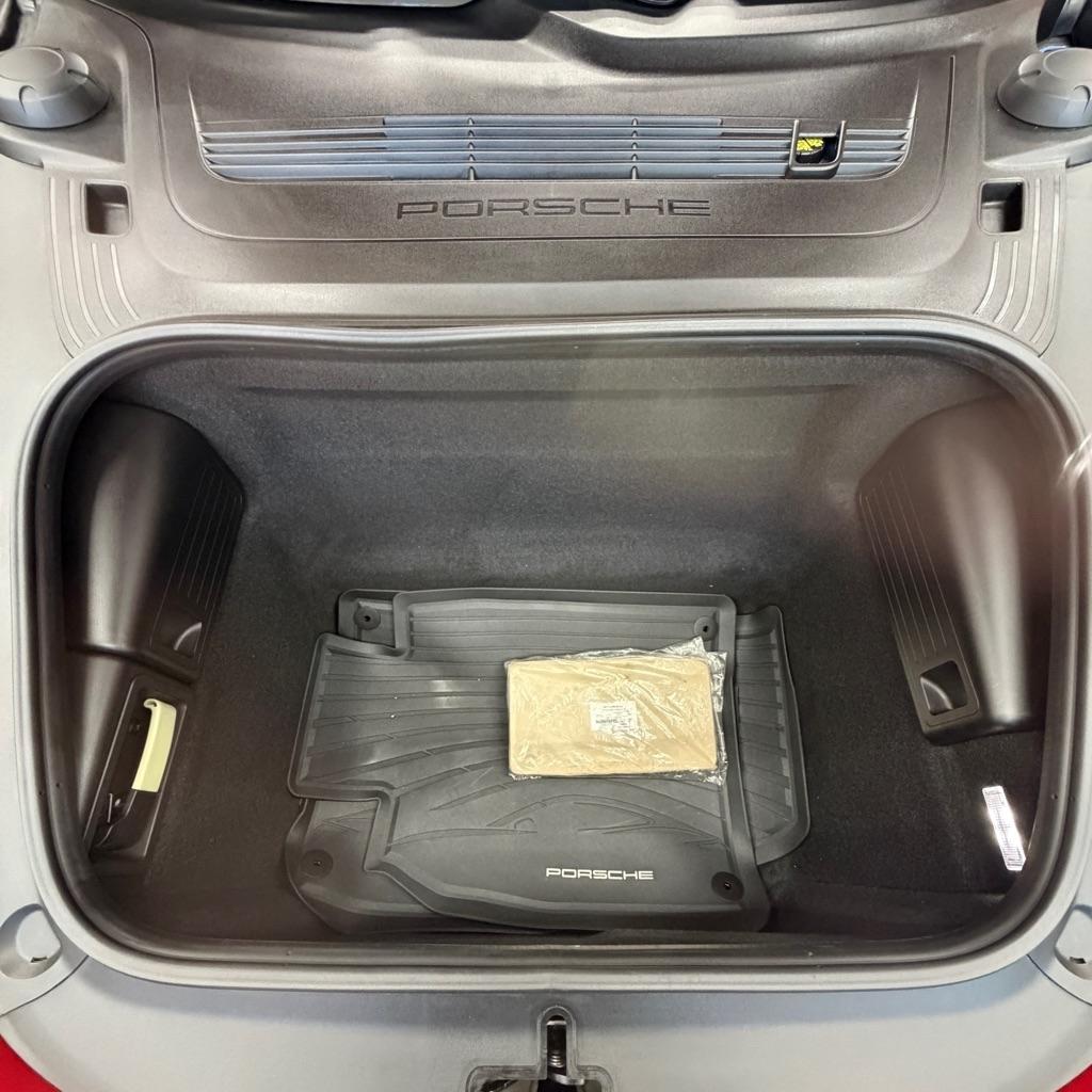 Porsche 718 Cayman Coupe 2021