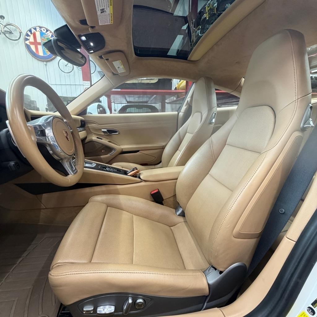 Porsche 911 2dr Cpe Carrera 2014