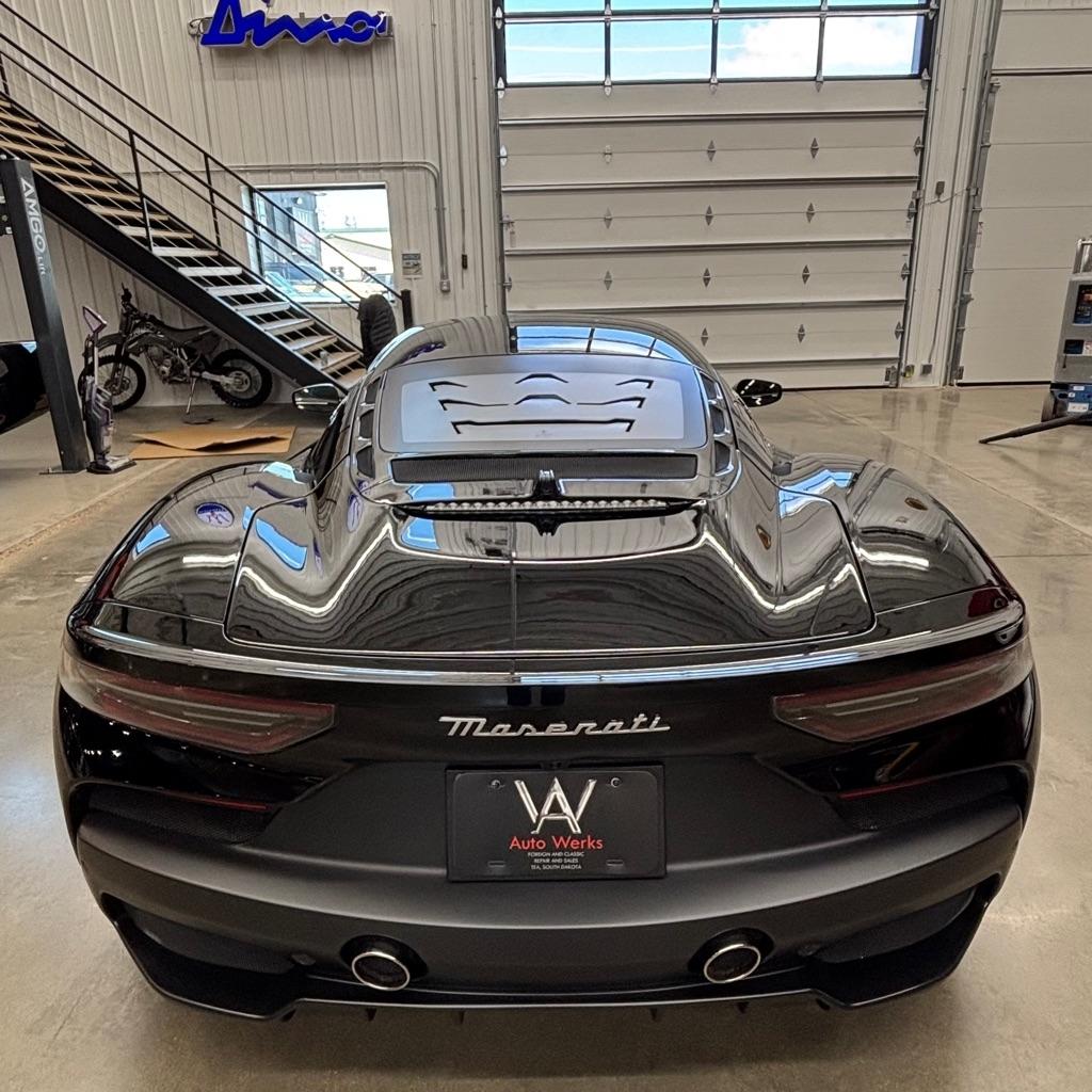 Maserati MC20 Coupe 2022
