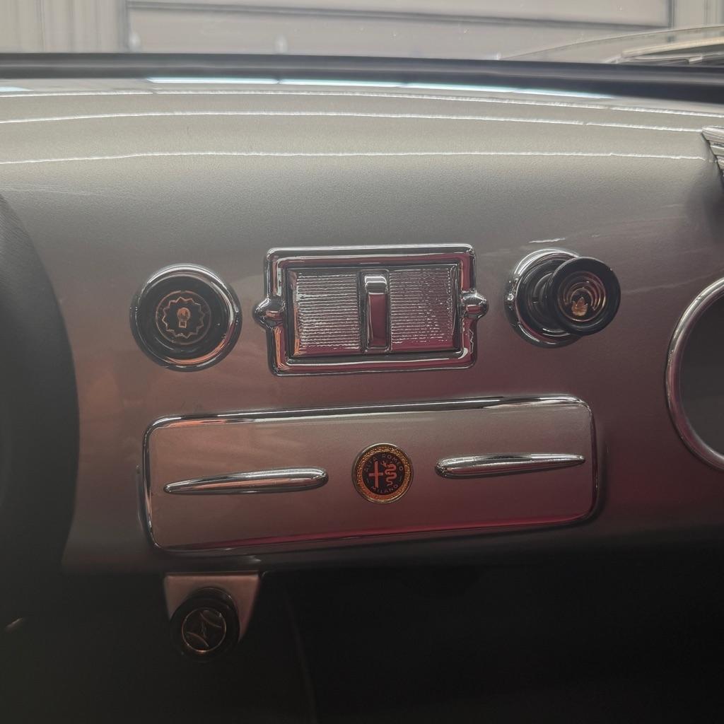 Alfa Romeo 1900  1957