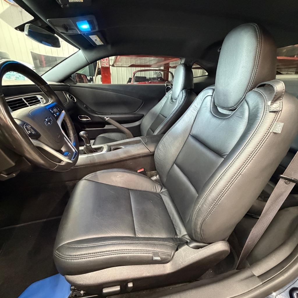 Chevrolet Camaro 2dr Cpe SS w/1SS 2015
