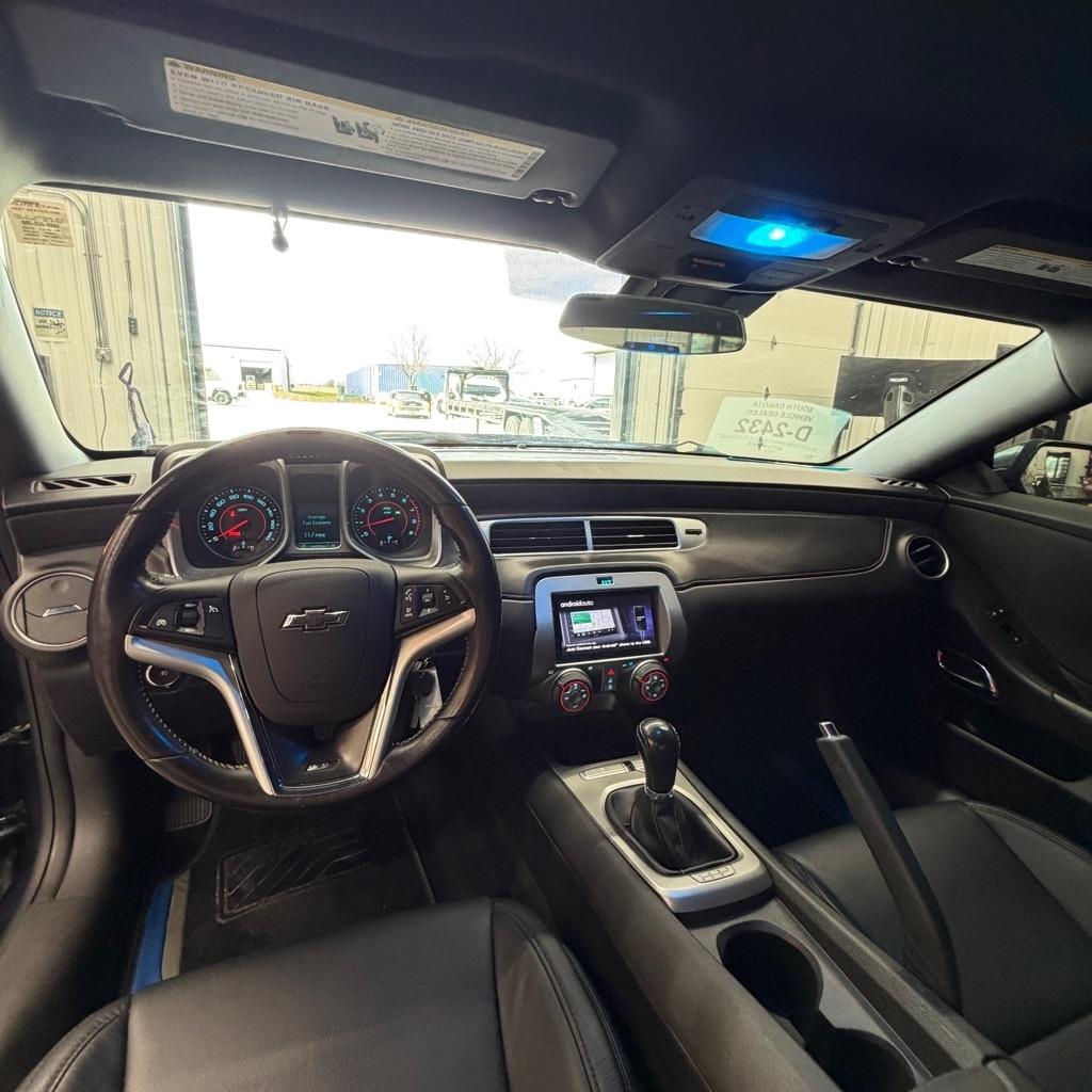 Chevrolet Camaro 2dr Cpe SS w/1SS 2015