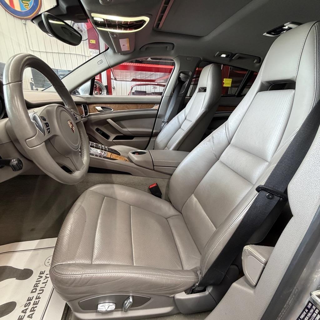 Porsche Panamera 4dr HB 4S 2010