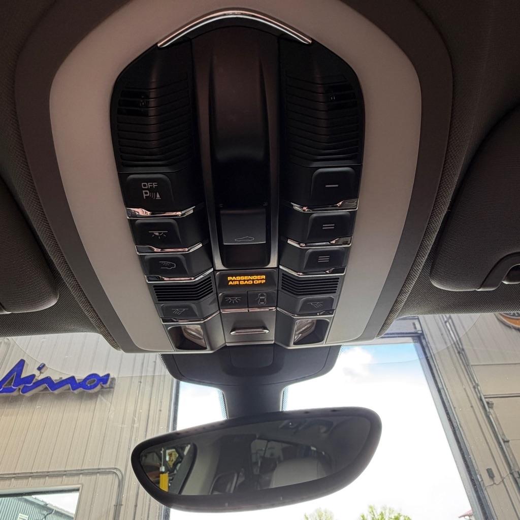 Porsche Panamera 4dr HB 4S 2010