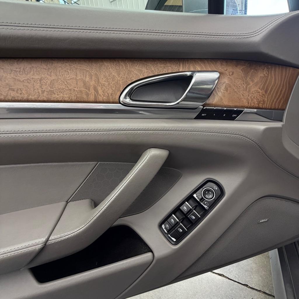 Porsche Panamera 4dr HB 4S 2010