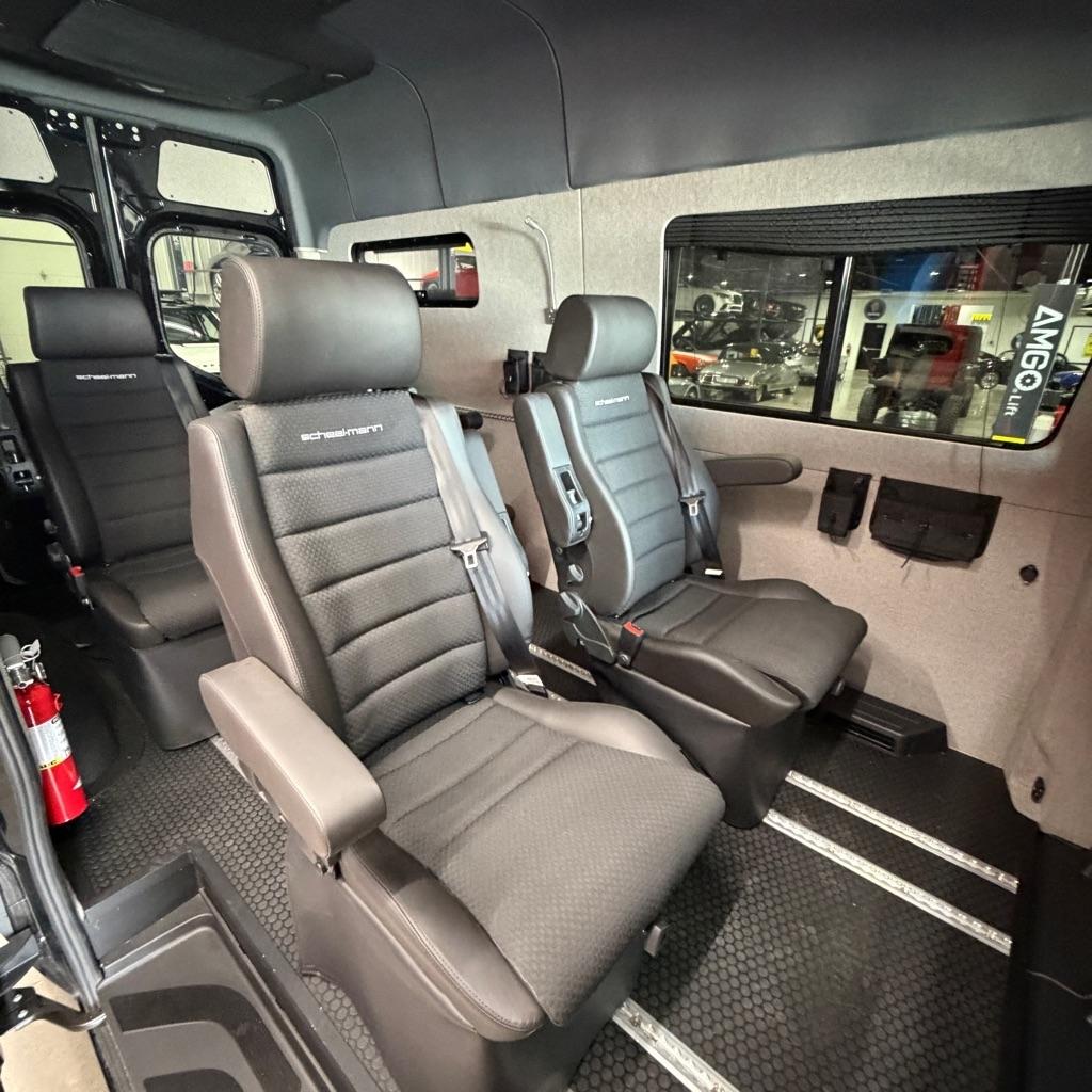Mercedes-Benz Sprinter Cargo Van  2023