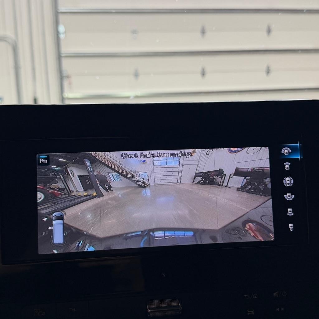 Mercedes-Benz Sprinter Cargo Van  2023