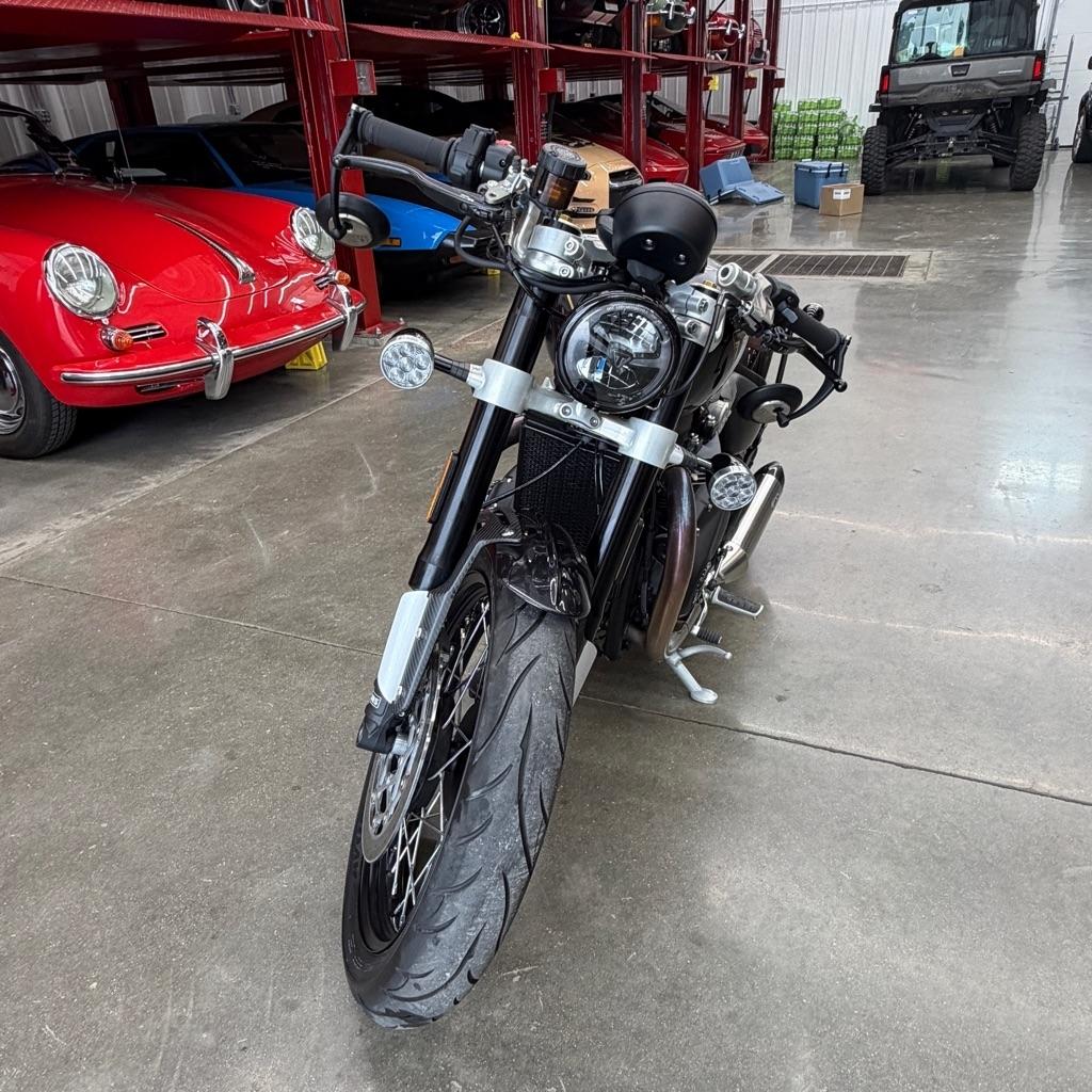 Triumph Bonneville  2020