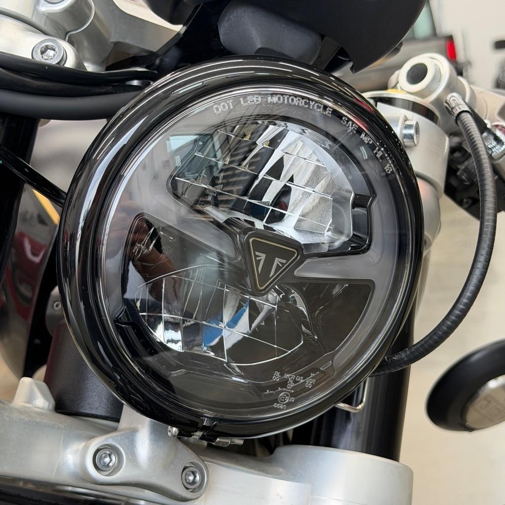 Triumph Bonneville  2020
