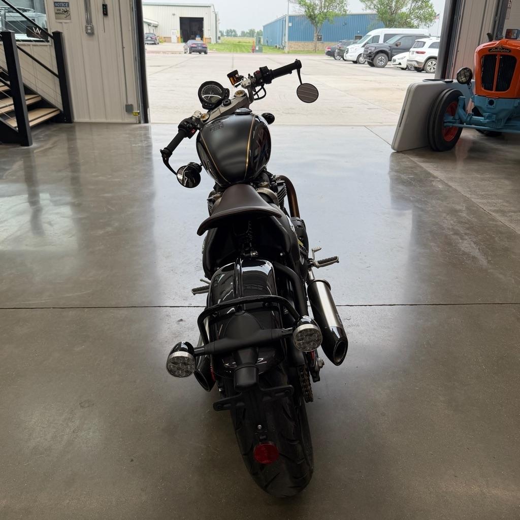 Triumph Bonneville  2020