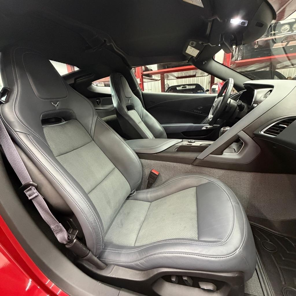 Chevrolet Corvette 2dr Z06 Cpe w/2LZ 2015