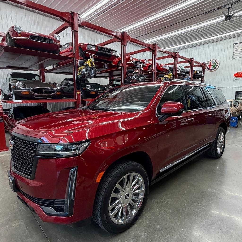 Cadillac Escalade ESV 4WD 4dr Premium Luxury 2021