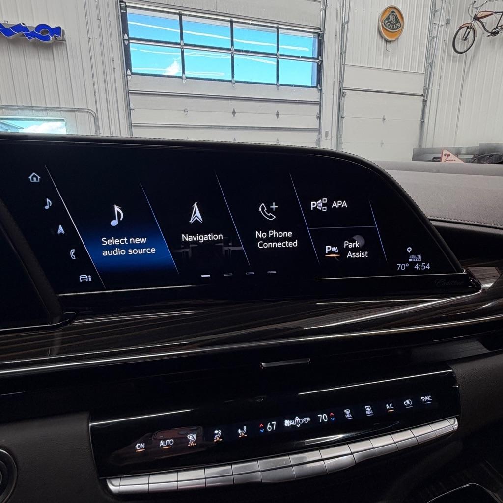 Cadillac Escalade ESV 4WD 4dr Premium Luxury 2021