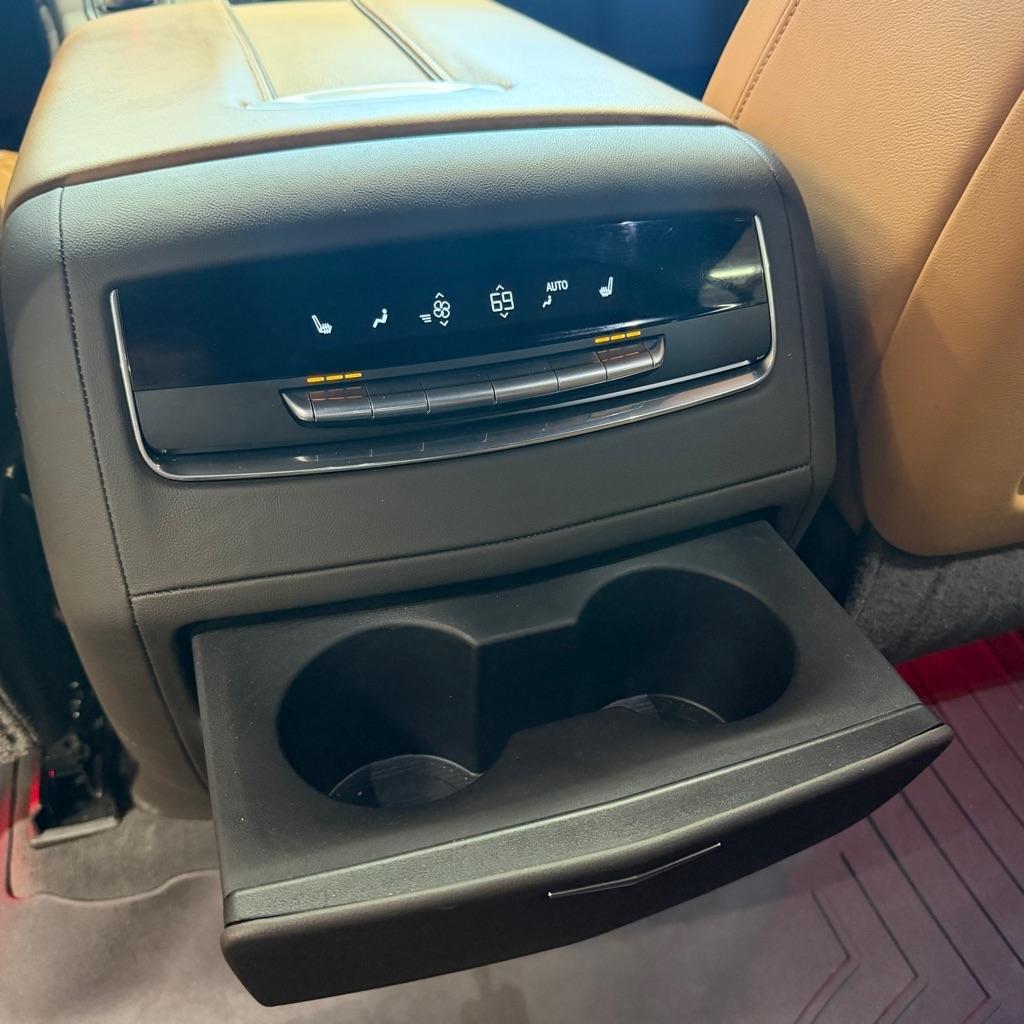 Cadillac Escalade ESV 4WD 4dr Premium Luxury 2021