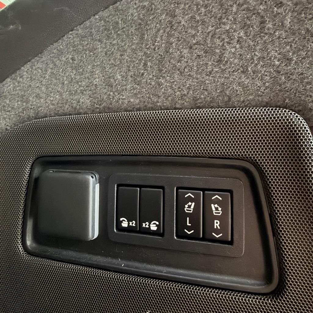 Cadillac Escalade ESV 4WD 4dr Premium Luxury 2021