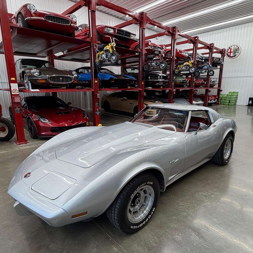 Chevrolet Corvette  1976